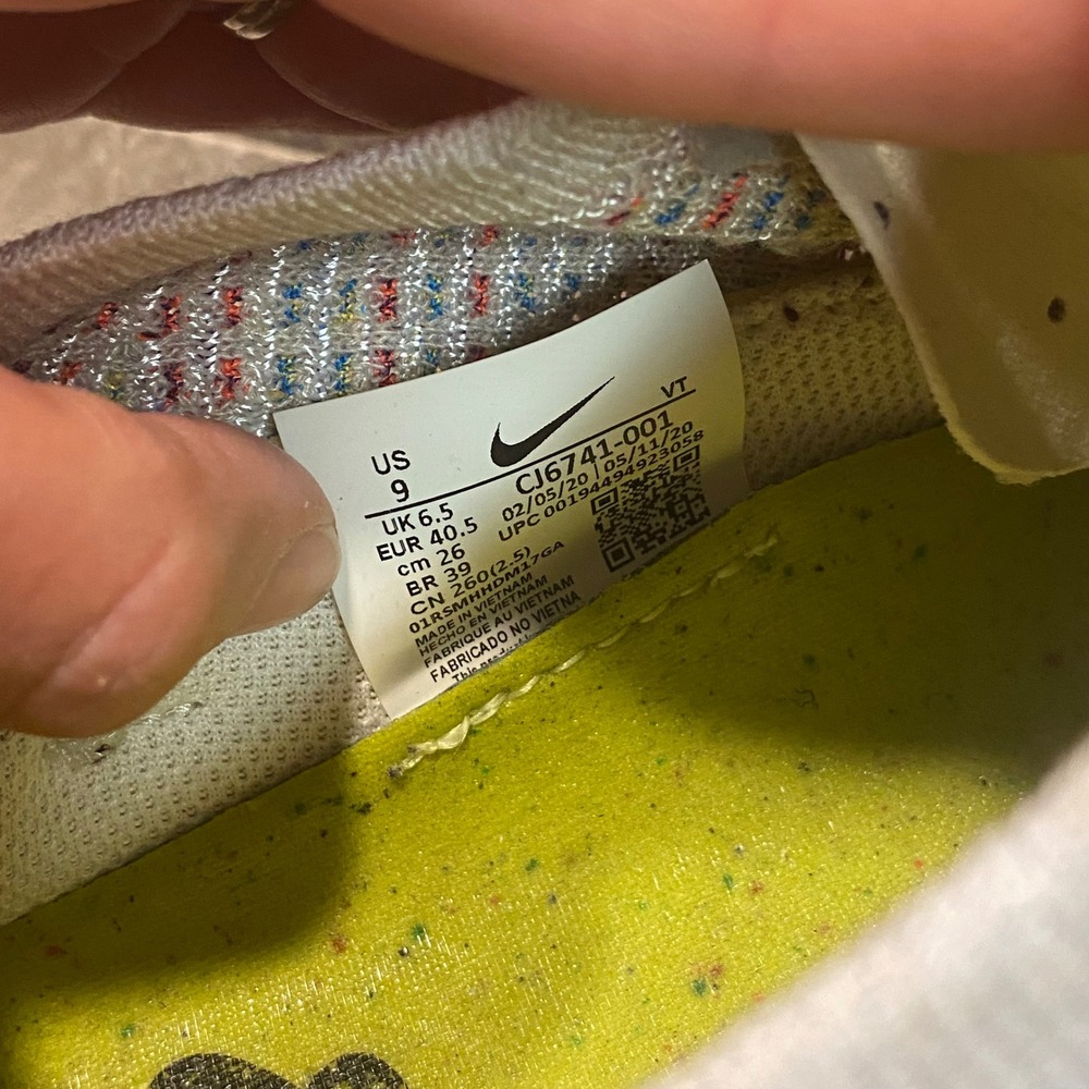 Nike Air VaporMax 2020 Flyknit Pure Platinum Multi Color CJ6741-001 Women Size 9 - Picture 9 of 11